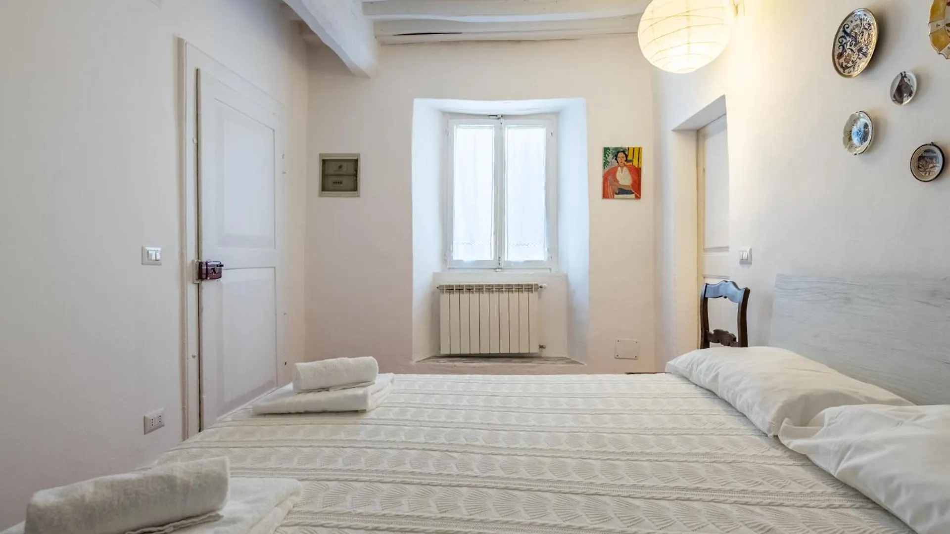 Romantic Charm In Pietrasanta Apartment Italy